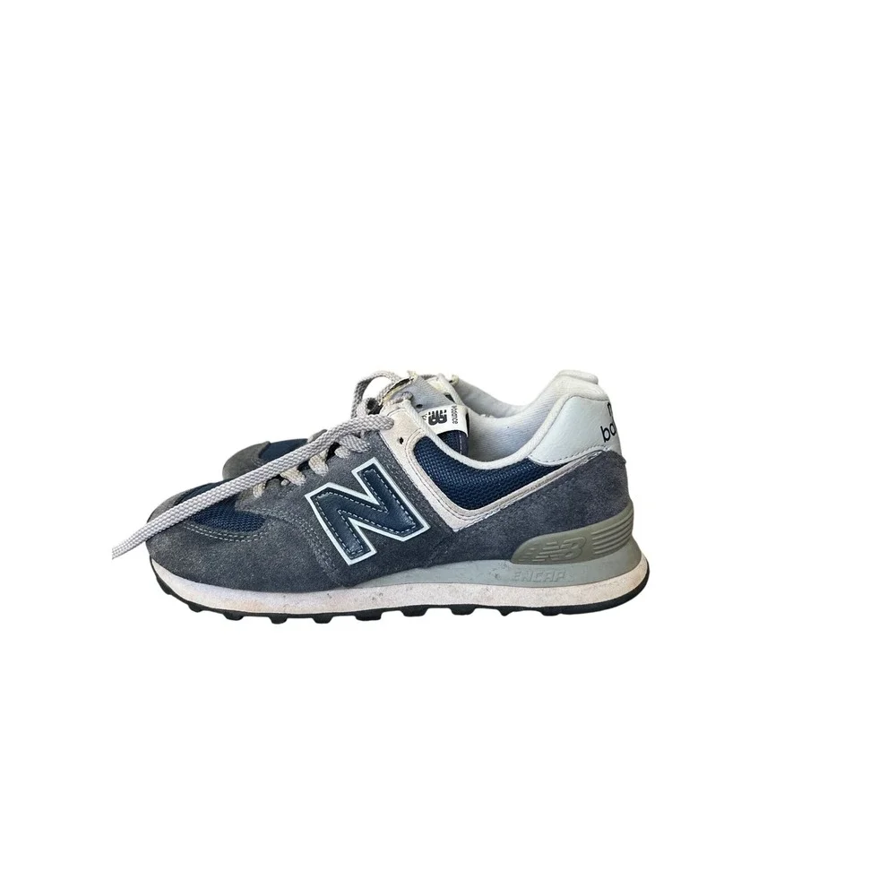 New Balance 574 Classic Sneakers Women's 7.5 Blue Gray Suede Athletic‎ Shoes